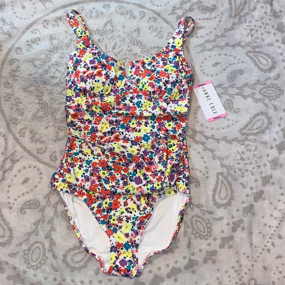 Anne Cole Other - NWT Anne Cole Square Neck One Piece Swimsuit Ditsy Floral Sz Small